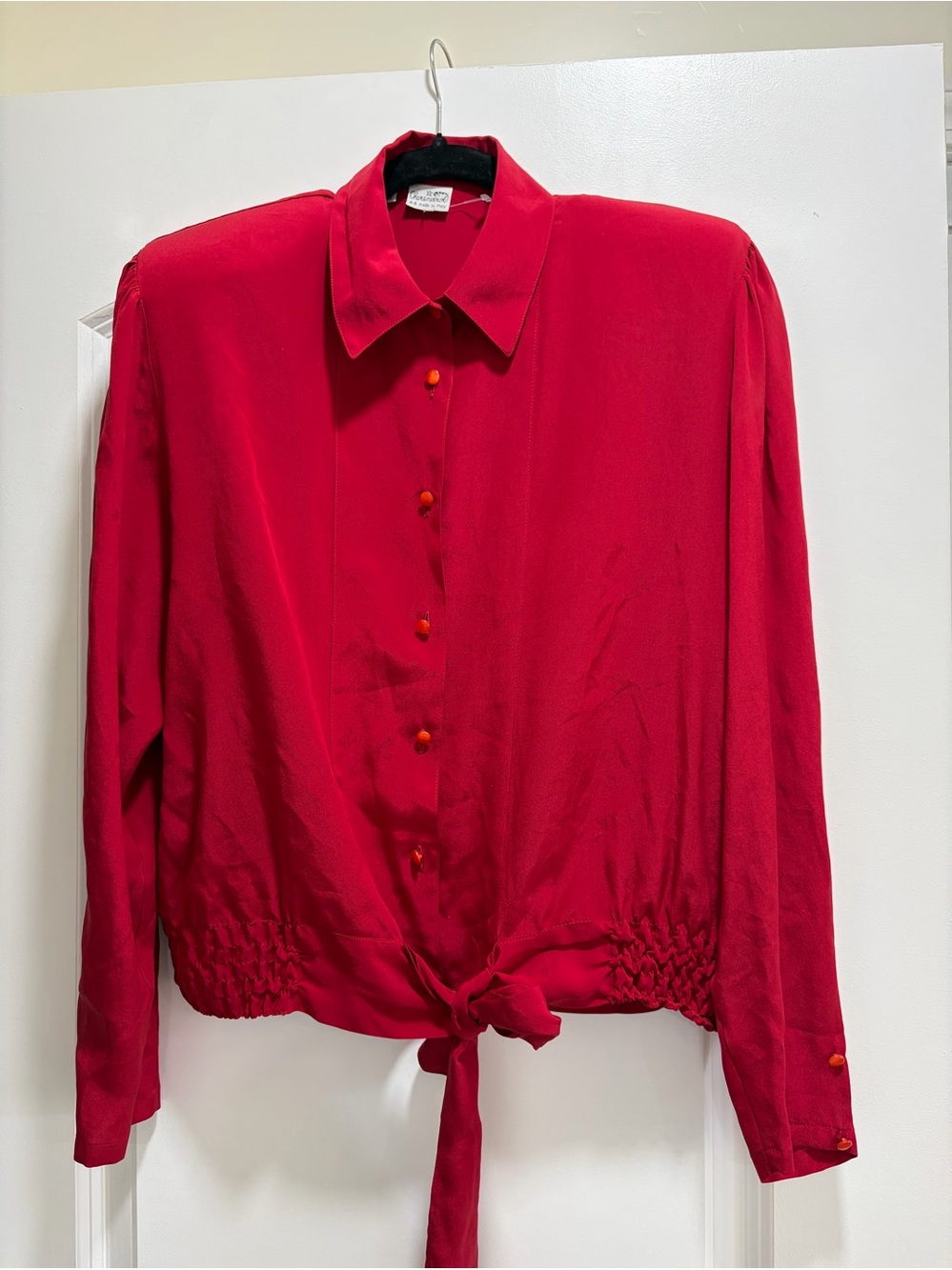 Cherie by Chantal Italy Red 100% Silk Shoulder Pads Tie Waist Top Medium